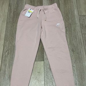 Nike Slim Fit Joggers